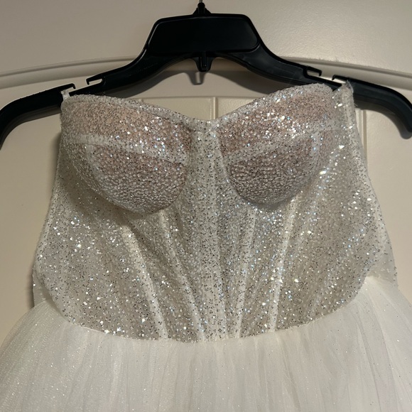 MillaNova White Strapless Sweetheart Wedding Gown - Perfect 2nd Reception Dress - Picture 6 of 10